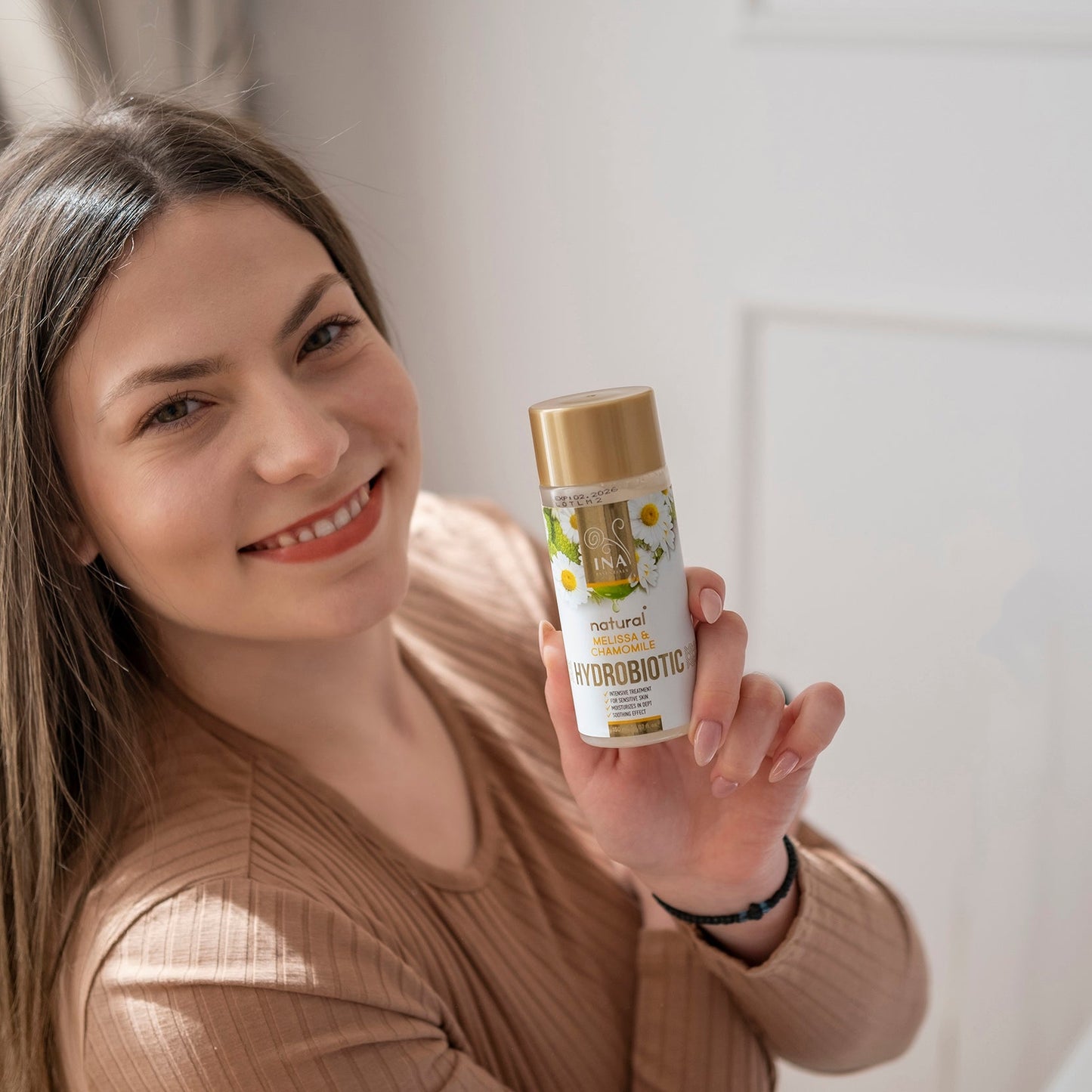 Hydrobiotic - Chamomile, Lemon Balm & Aloe Vera - intensive soothing care for Sensitive skin